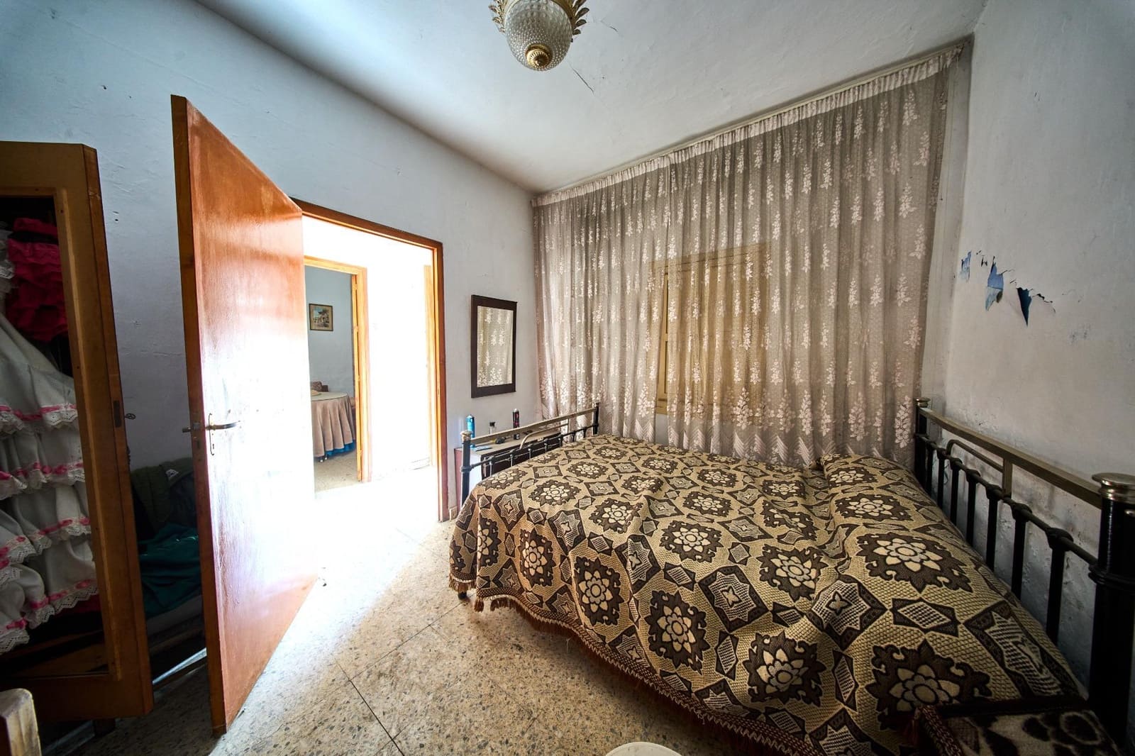 3 bedroom Terraced Villa for sale in Huetor Tajar - € 72,500 (Ref: 9362532)