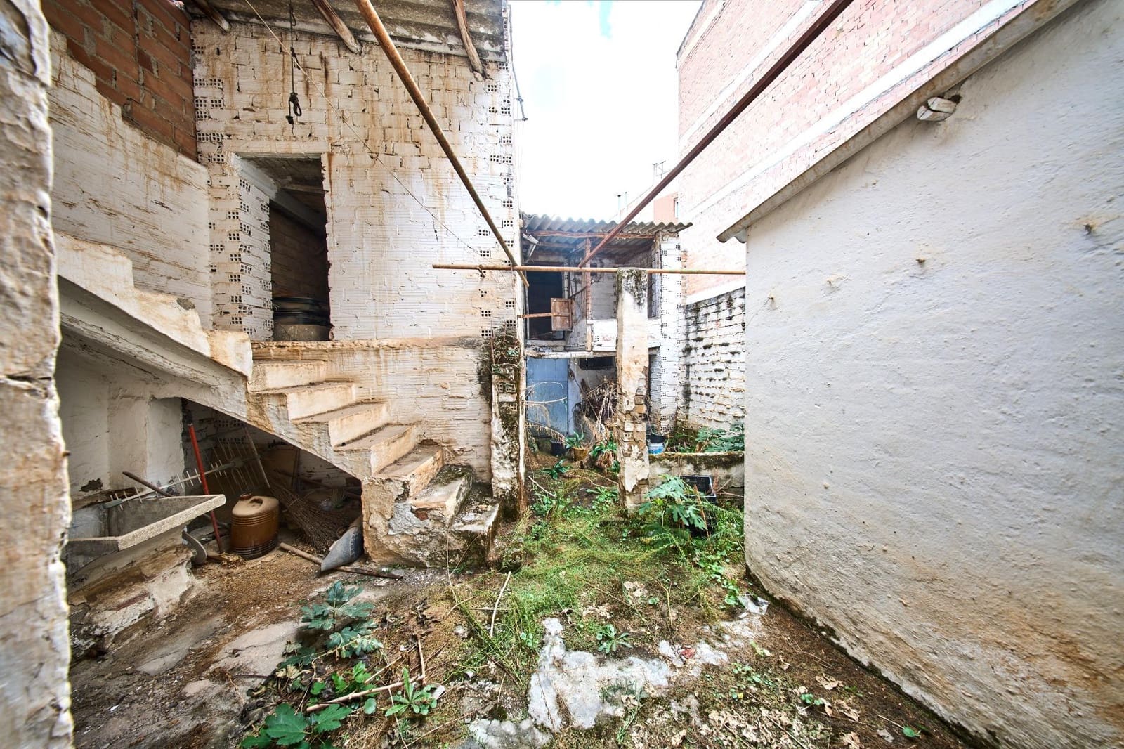 3 bedroom Terraced Villa for sale in Huetor Tajar - € 72,500 (Ref: 9362532)