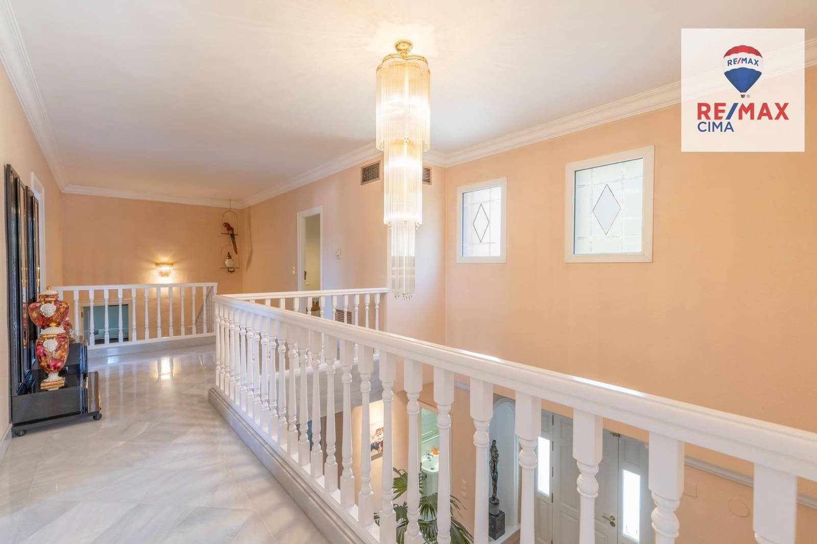 7 sypialnia Willa na sprzedaż w Miasto Grenada z basenem - 1 490 000 € (Ref: 9367394)