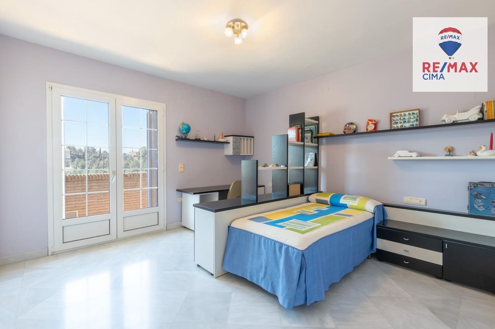 7 sypialnia Willa na sprzedaż w Miasto Grenada z basenem - 1 490 000 € (Ref: 9367394)