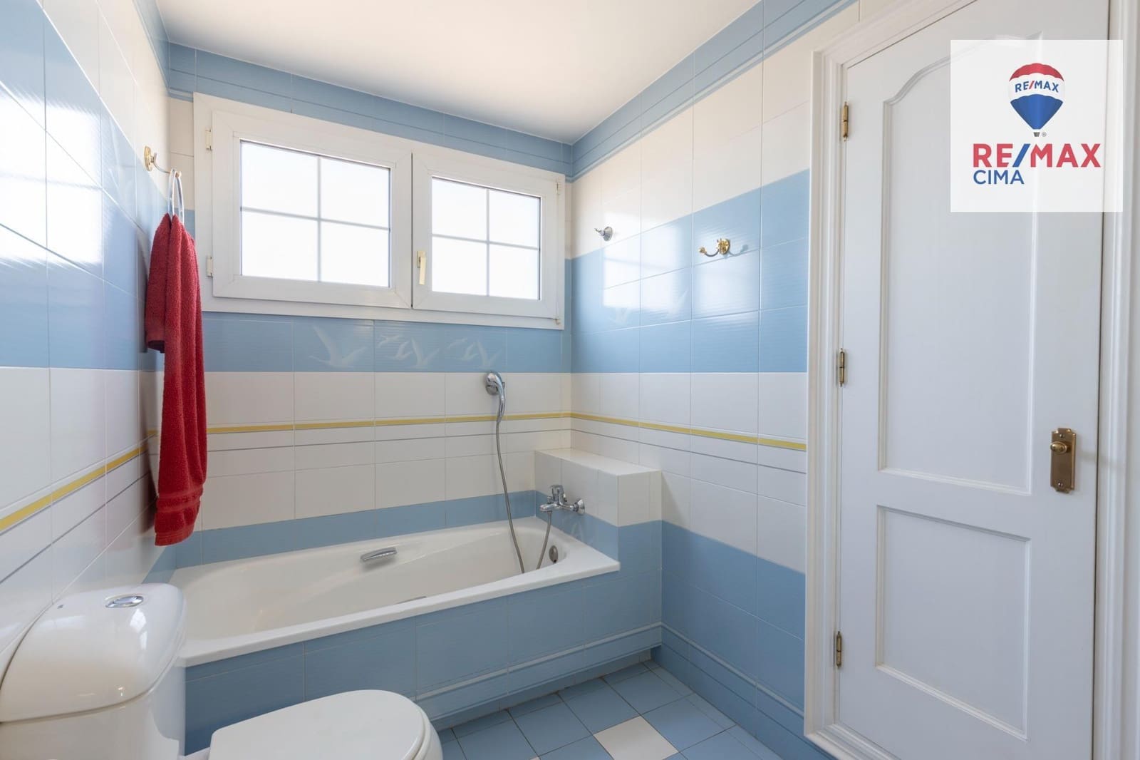 7 sypialnia Willa na sprzedaż w Miasto Grenada z basenem - 1 490 000 € (Ref: 9367394)