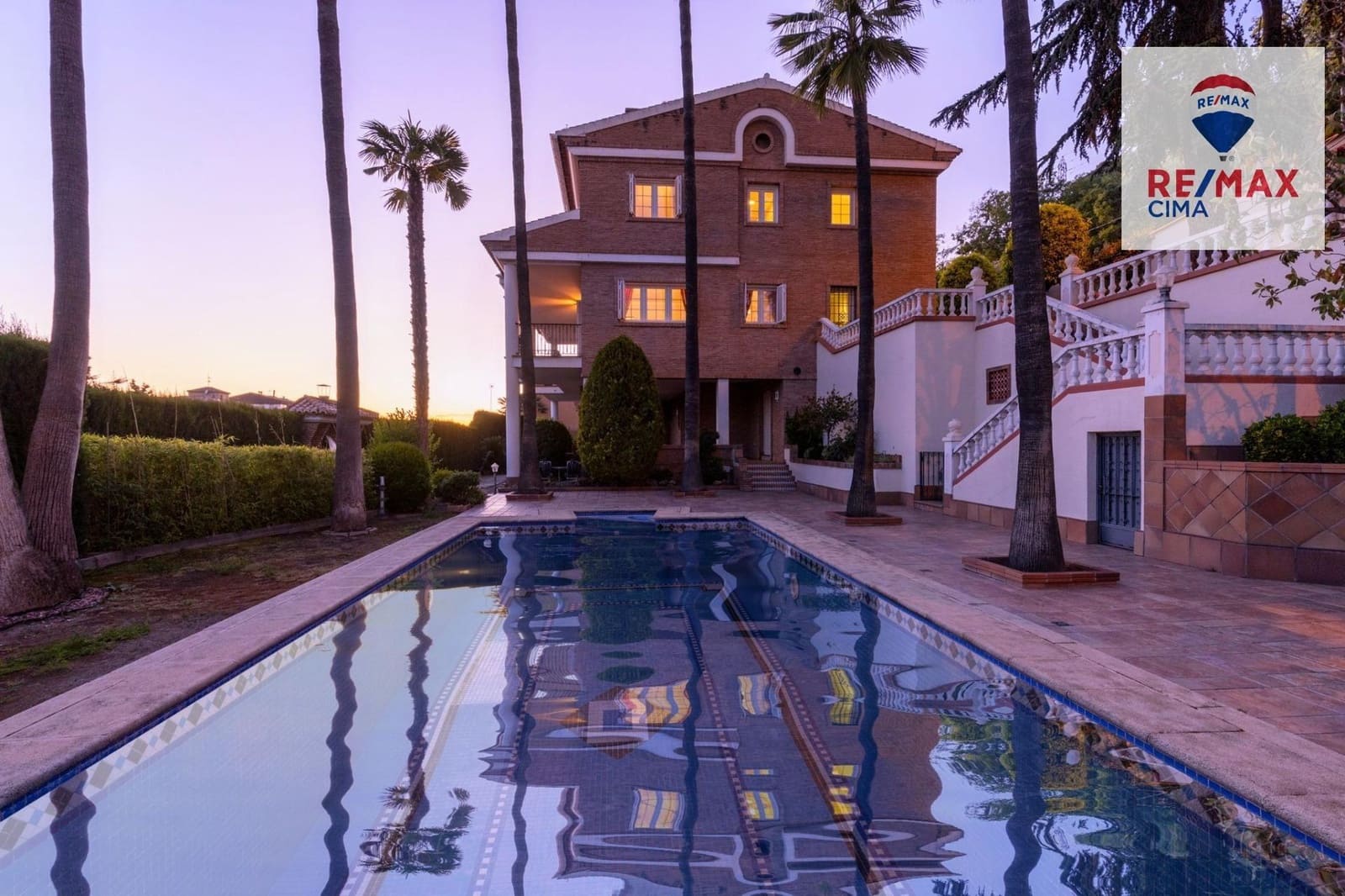 7 sypialnia Willa na sprzedaż w Miasto Grenada z basenem - 1 490 000 € (Ref: 9367394)