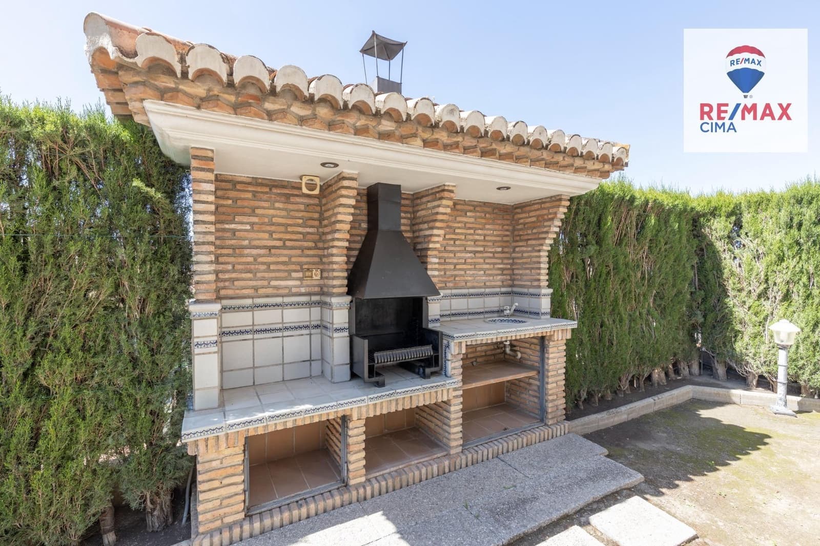 7 sypialnia Willa na sprzedaż w Miasto Grenada z basenem - 1 490 000 € (Ref: 9367394)