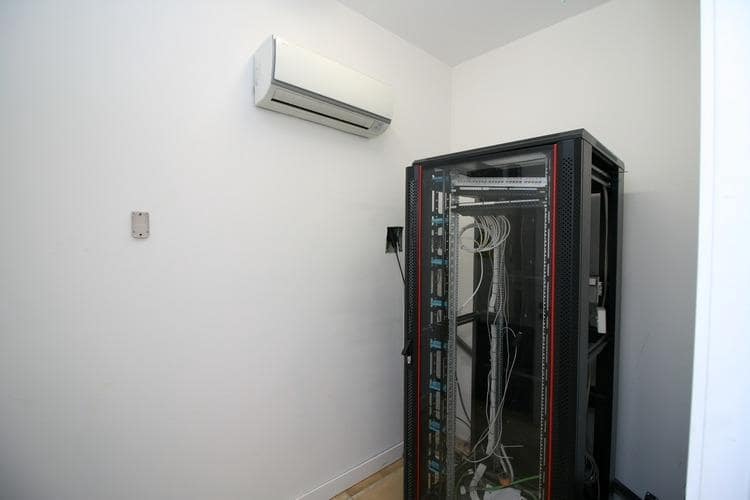 3 soveværelse Erhverv til leje i Granada by - € 3.900 (Ref: 9367397)