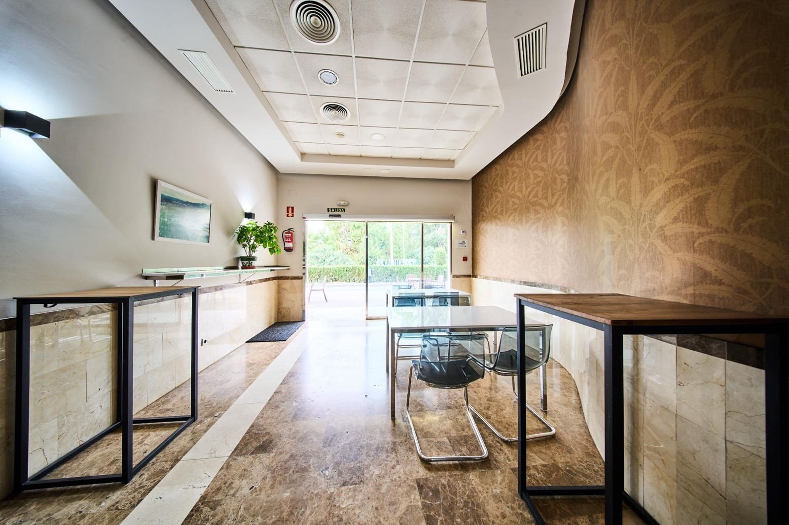 Hotel for sale in Quesada - € 1,990,000 (Ref: 9374636)