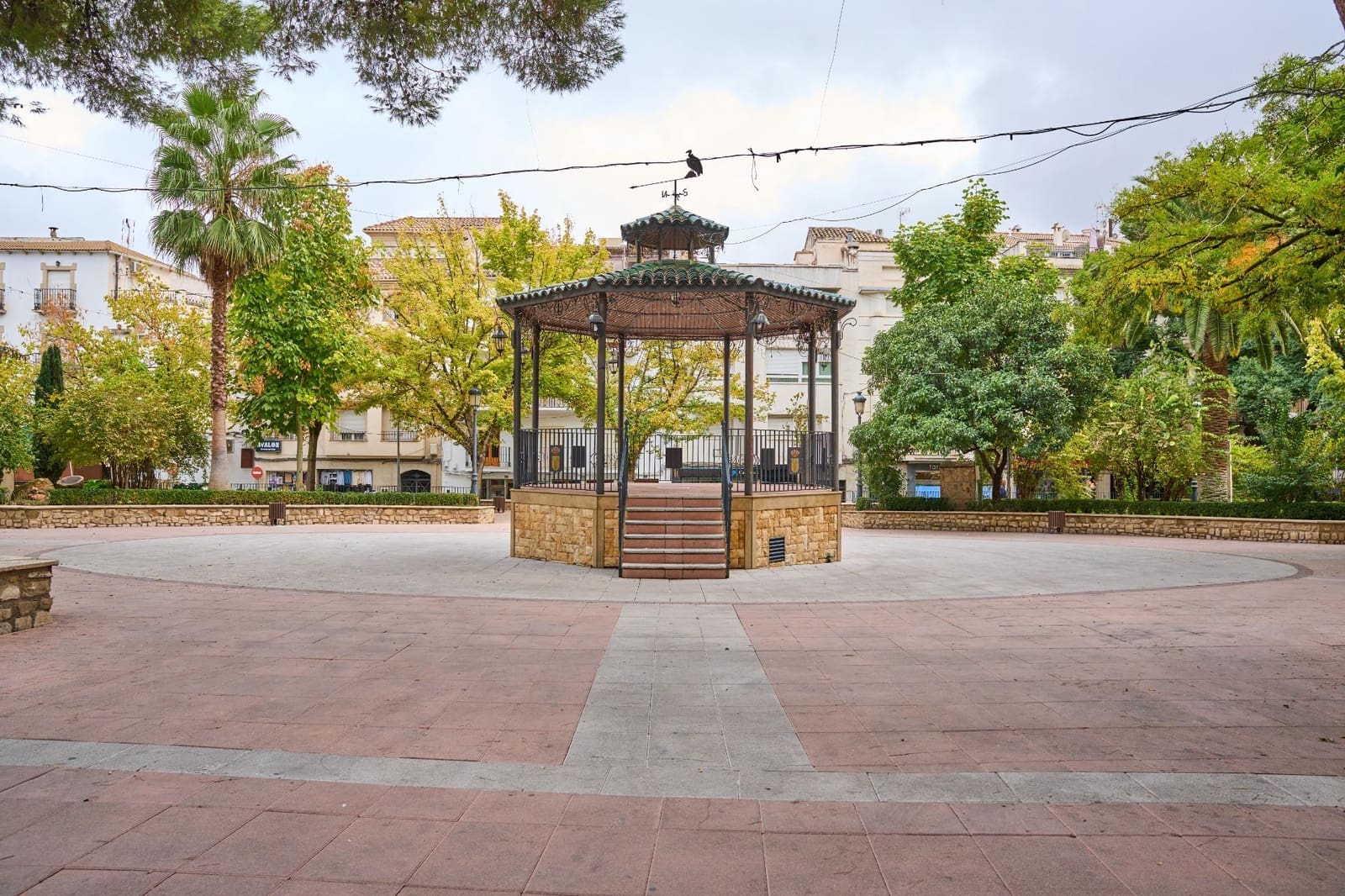 Hotel for sale in Quesada - € 1,990,000 (Ref: 9374636)