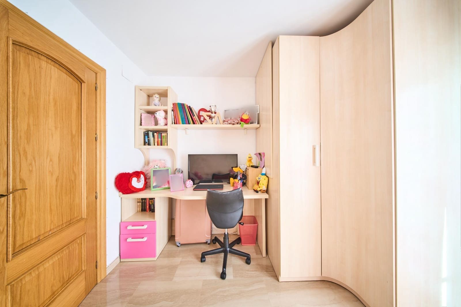 4 slaapkamer Huis te koop in Peligros - € 245.000 (Ref: 9374644)