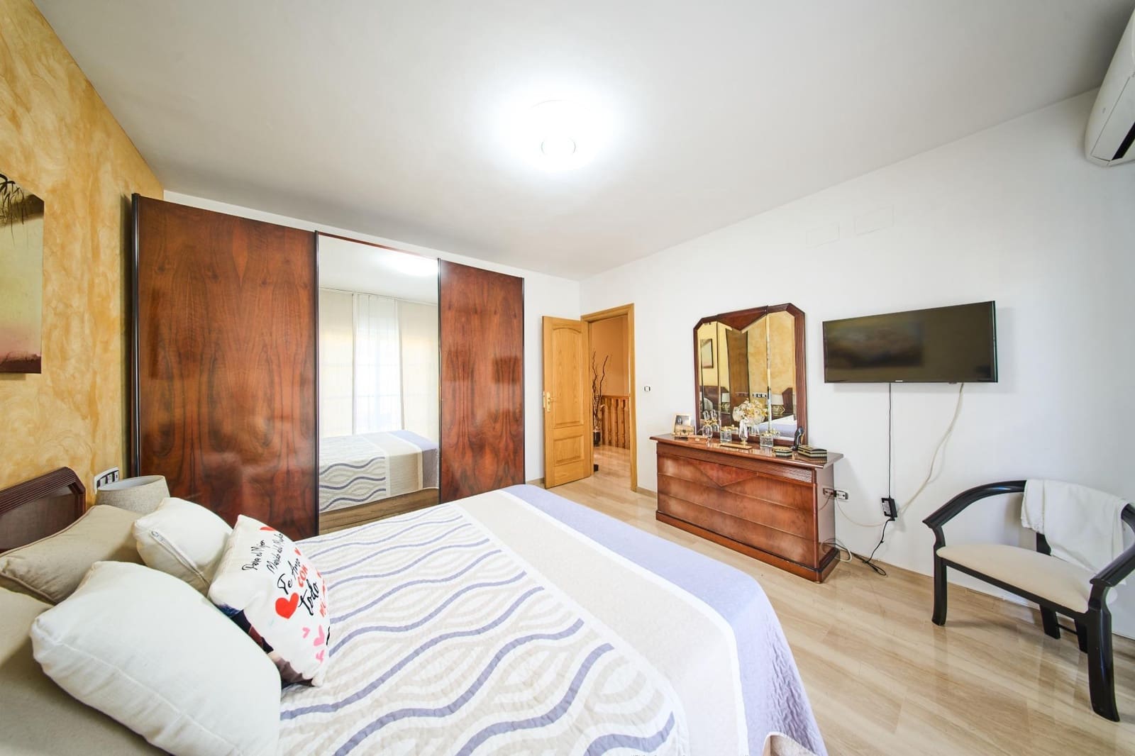 4 slaapkamer Huis te koop in Peligros - € 245.000 (Ref: 9374644)