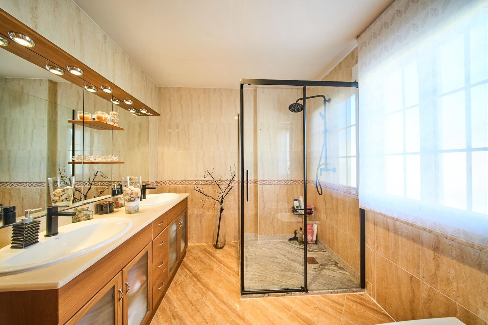 4 slaapkamer Huis te koop in Peligros - € 245.000 (Ref: 9374644)