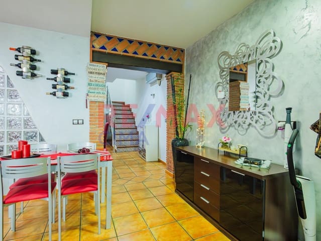 3 sovrum Hus till salu i Almuñécar - 360 000 € (Ref: 9374645)