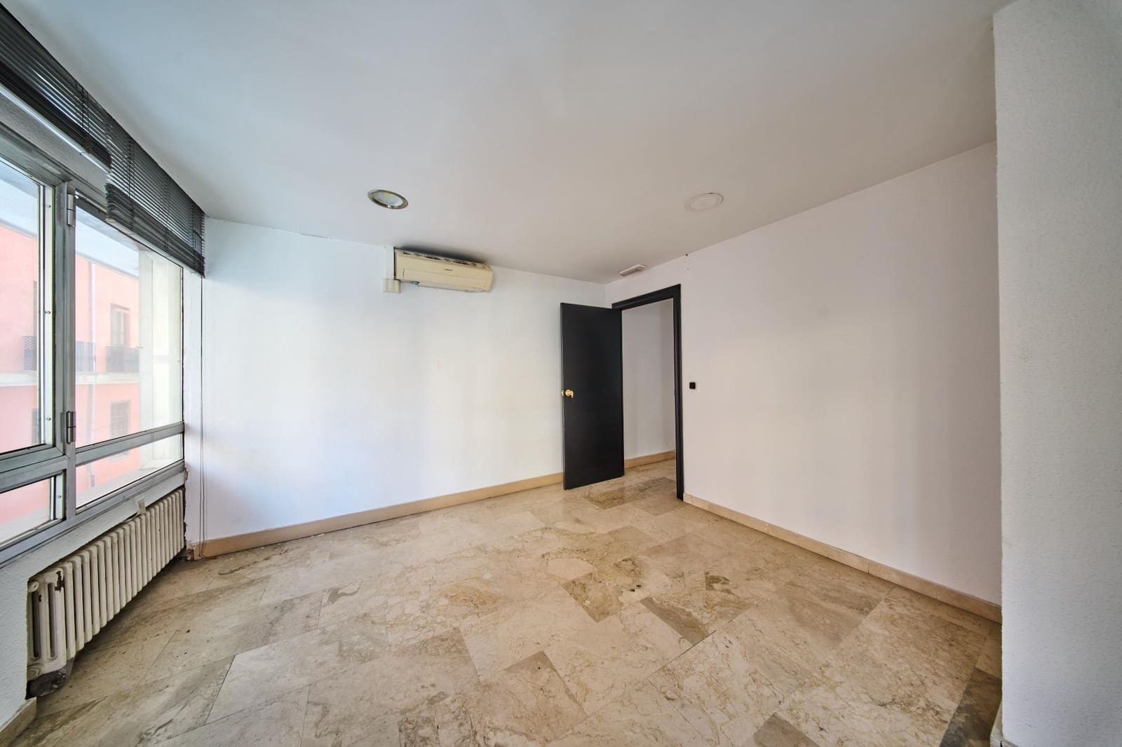 4 makuuhuone Asunto myytävänä paikassa Granada kaupunki - 475 000 € (Ref: 9379264)