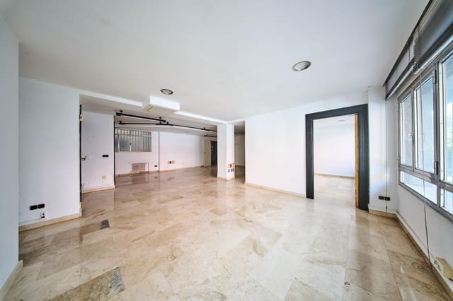 4 soverom Leilighet til salgs i San Matías - Realejo, Granada by - € 475 000 (Ref: 9379264)