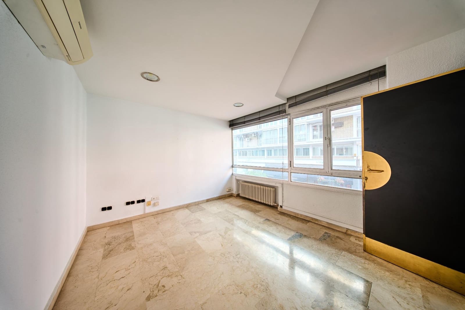 4 soveværelse Lejlighed til salg i Granada by - € 475.000 (Ref: 9379264)