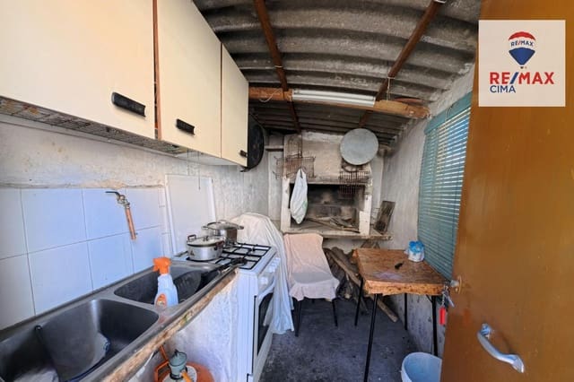 4 Zimmer Haus zu verkaufen in Galera mit Garage - 80.000 € (Ref: 9383105)