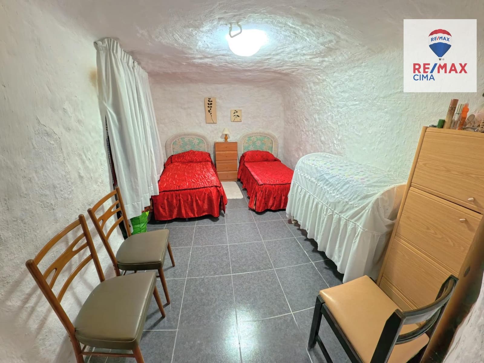 4 Zimmer Haus zu verkaufen in Galera mit Garage - 80.000 € (Ref: 9383105)