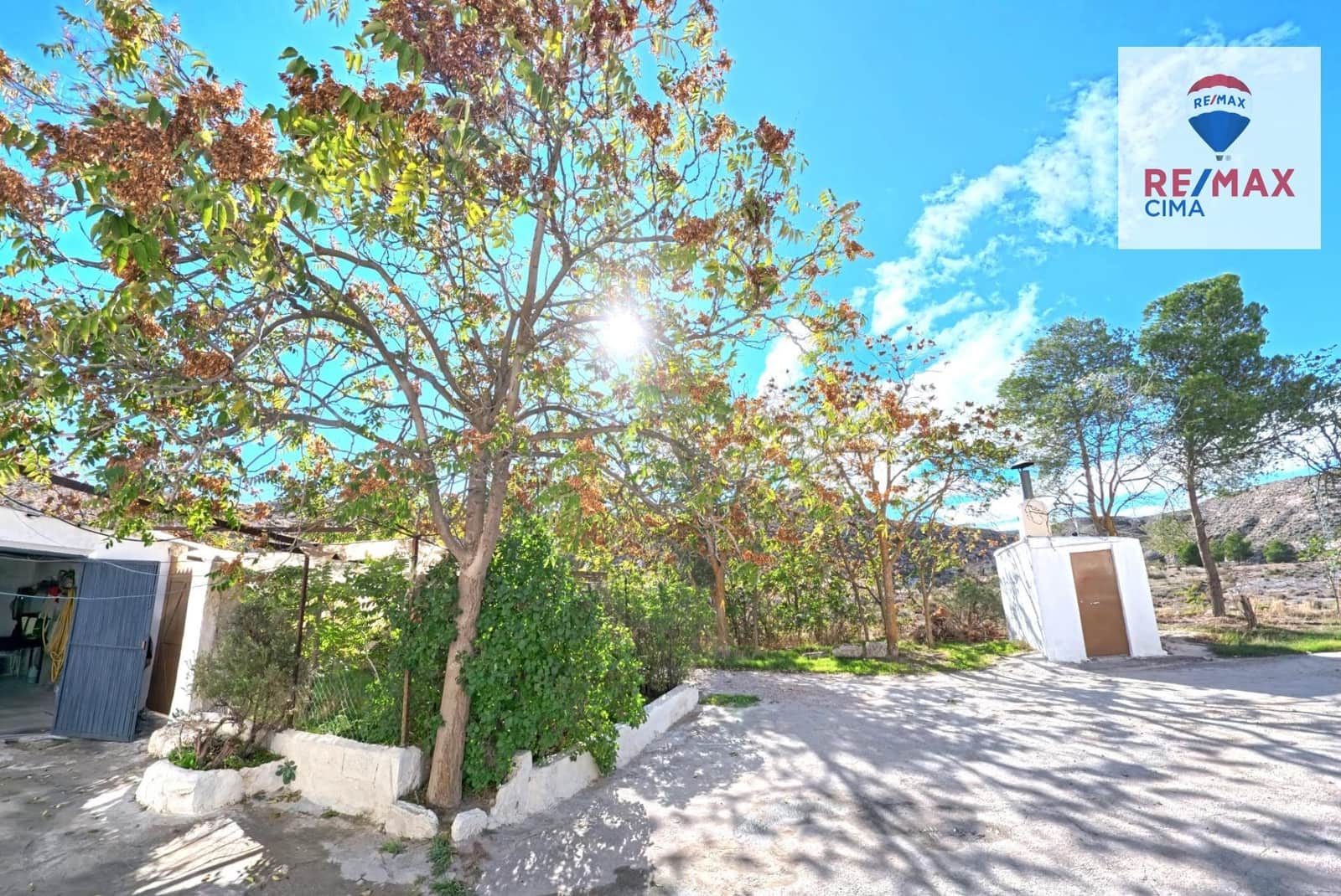 4 Zimmer Haus zu verkaufen in Galera mit Garage - 80.000 € (Ref: 9383105)