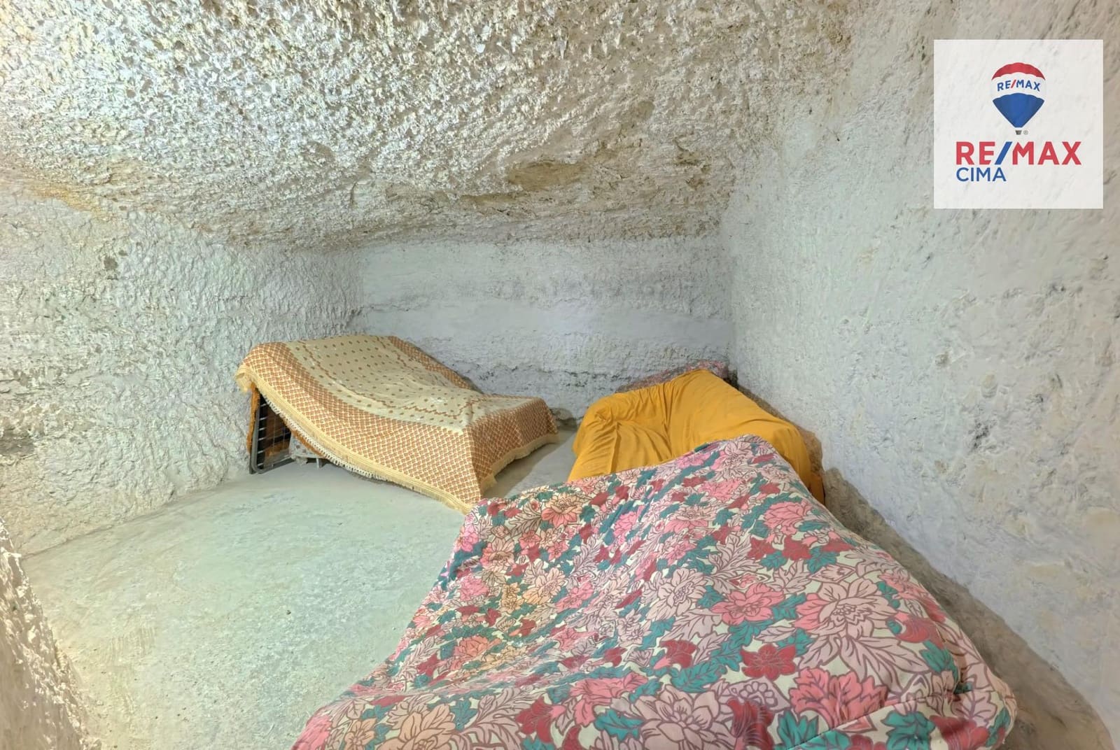 4 Zimmer Haus zu verkaufen in Galera mit Garage - 80.000 € (Ref: 9383105)