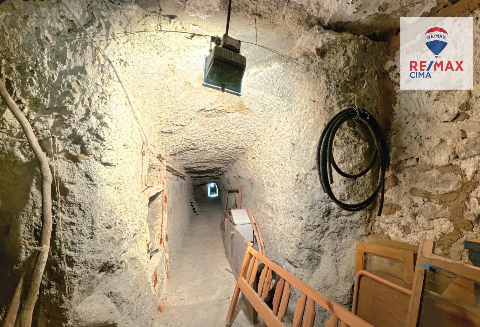 4 Zimmer Haus zu verkaufen in Galera mit Garage - 80.000 € (Ref: 9383105)