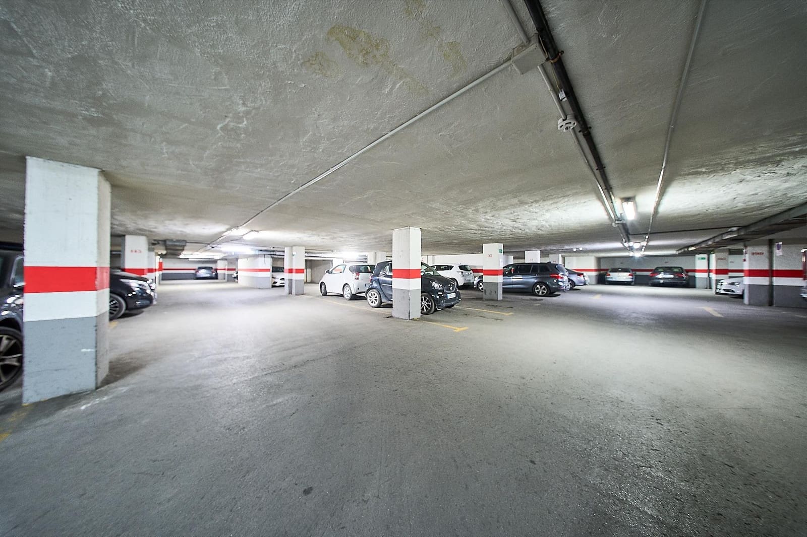 Garage à vendre à Grenade ville - 36 500 € (Ref: 9386179)