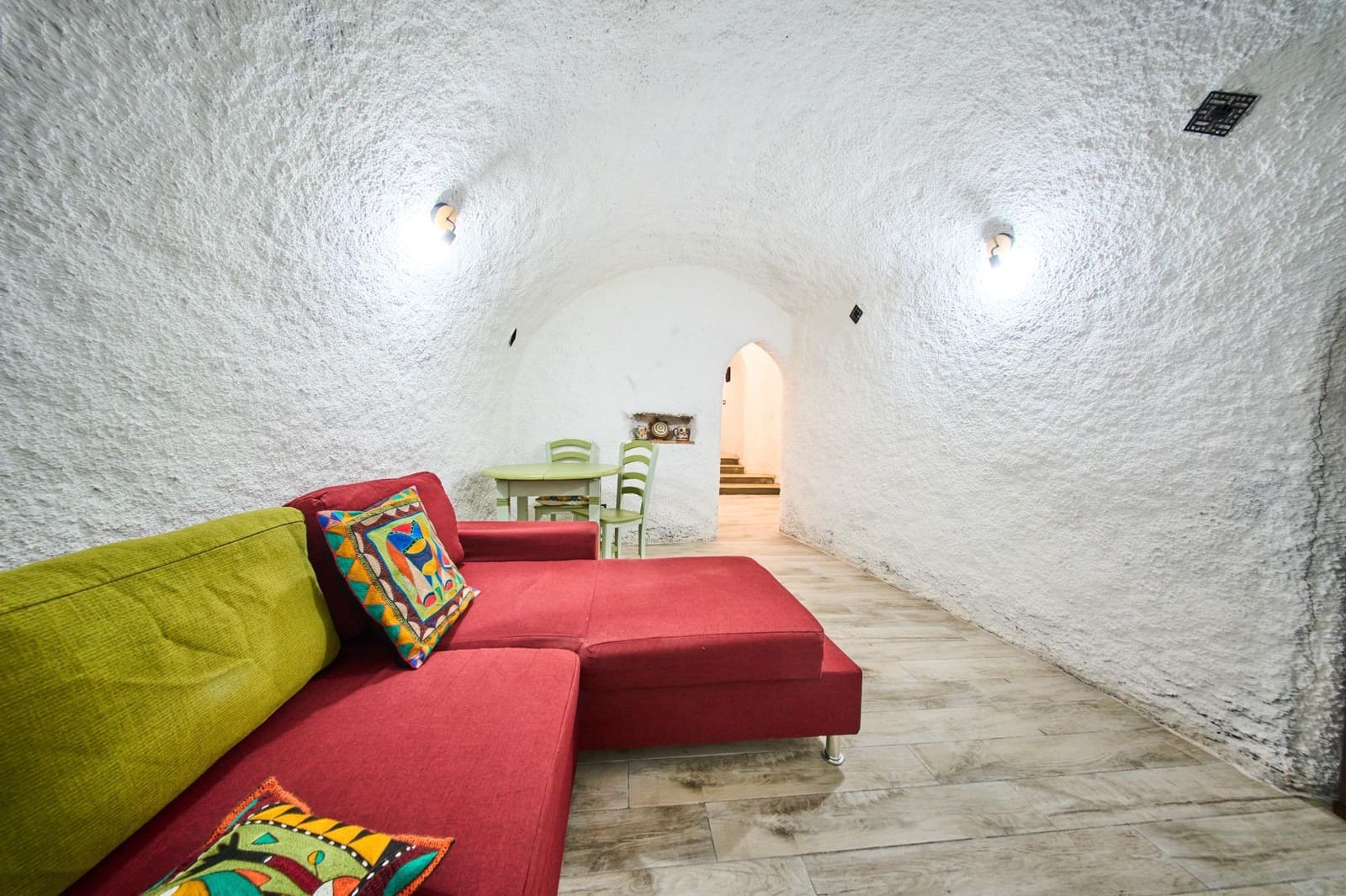 5 soverom Grottehus til salgs i Granada by - € 520 000 (Ref: 9386181)