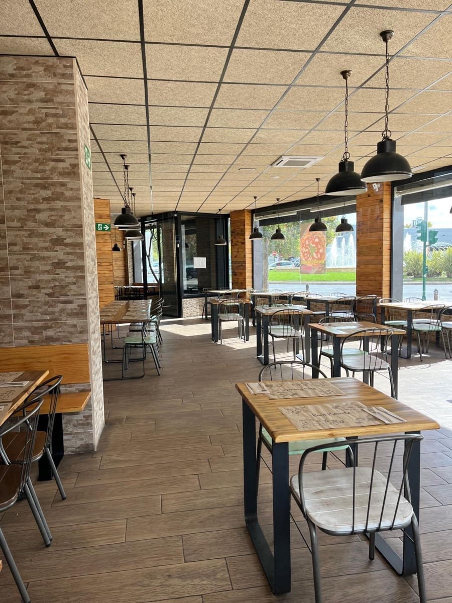 Commerciale da affittare in Granada citta - 2.400 € (Rif: 9396239)