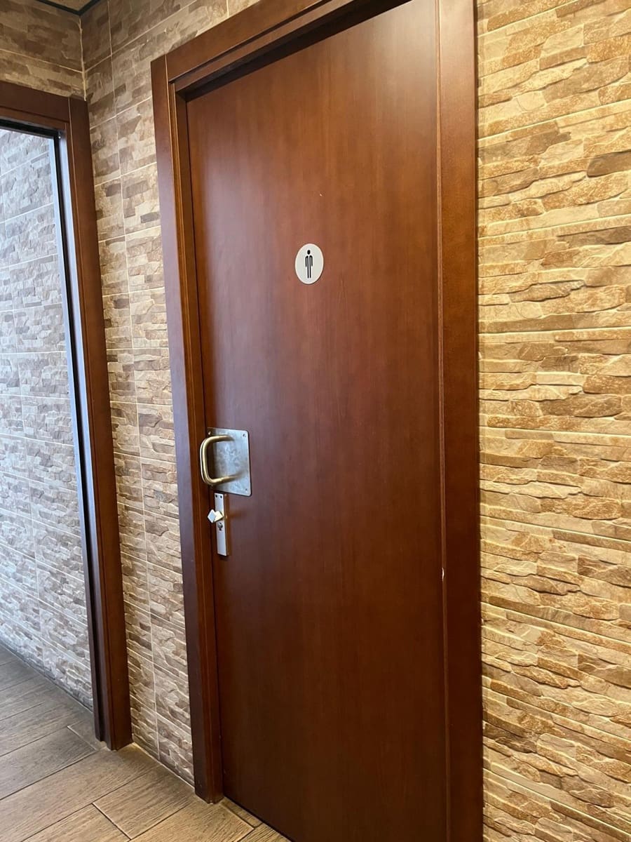 Commerciale da affittare in Granada citta - 2.400 € (Rif: 9396239)