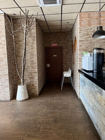 Commerciale da affittare in Granada città - 2.400 € (Rif: 9396239)