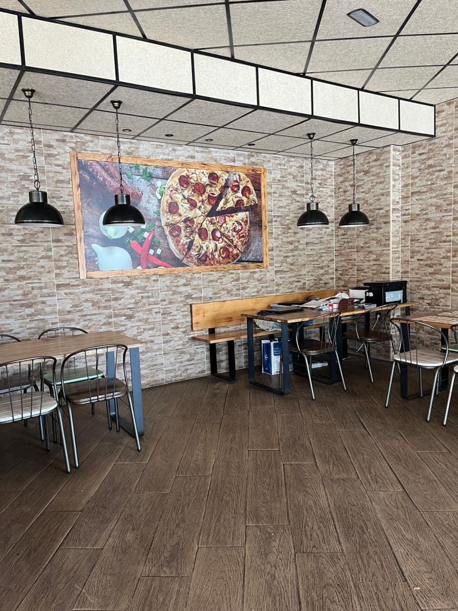 Commerciale da affittare in Granada citta - 2.400 € (Rif: 9396239)