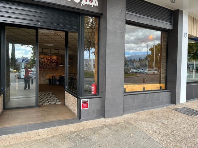 Commerciale da affittare in Granada città - 2.400 € (Rif: 9396239)