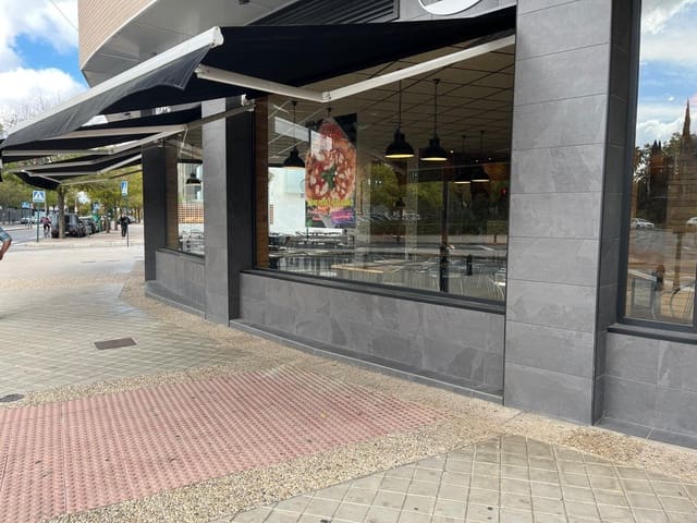 Commerciale da affittare in Granada città - 2.400 € (Rif: 9396239)