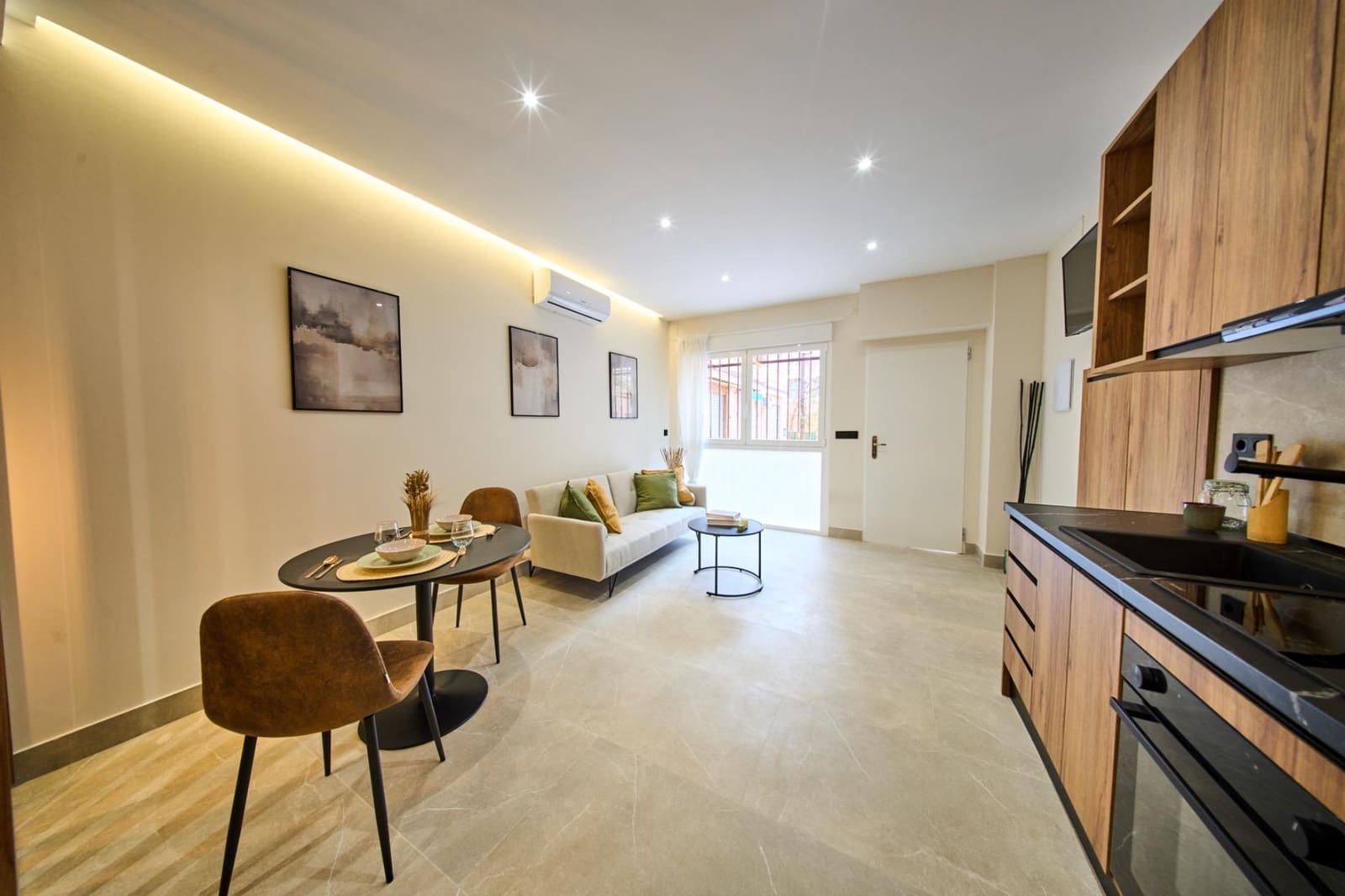 Studio til salg i Granada by - € 134.700 (Ref: 9396240)