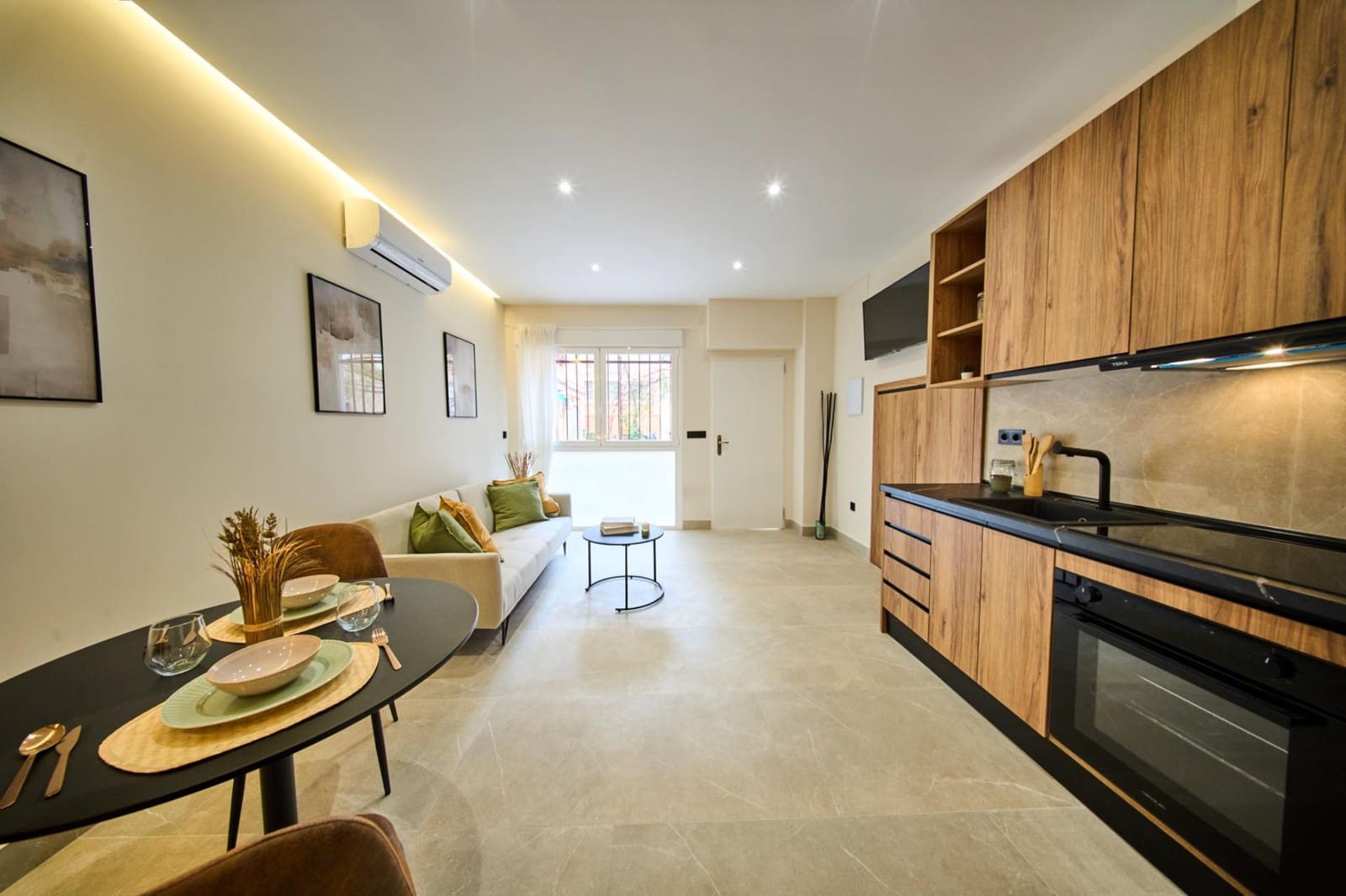 Studio til salg i Granada by - € 134.700 (Ref: 9396240)