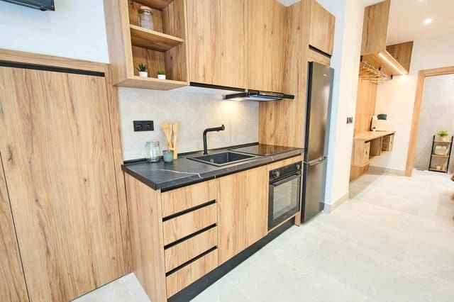 Studio til salg i Carretera de la Sierra, Granada by - € 134.700 (Ref: 9396240)