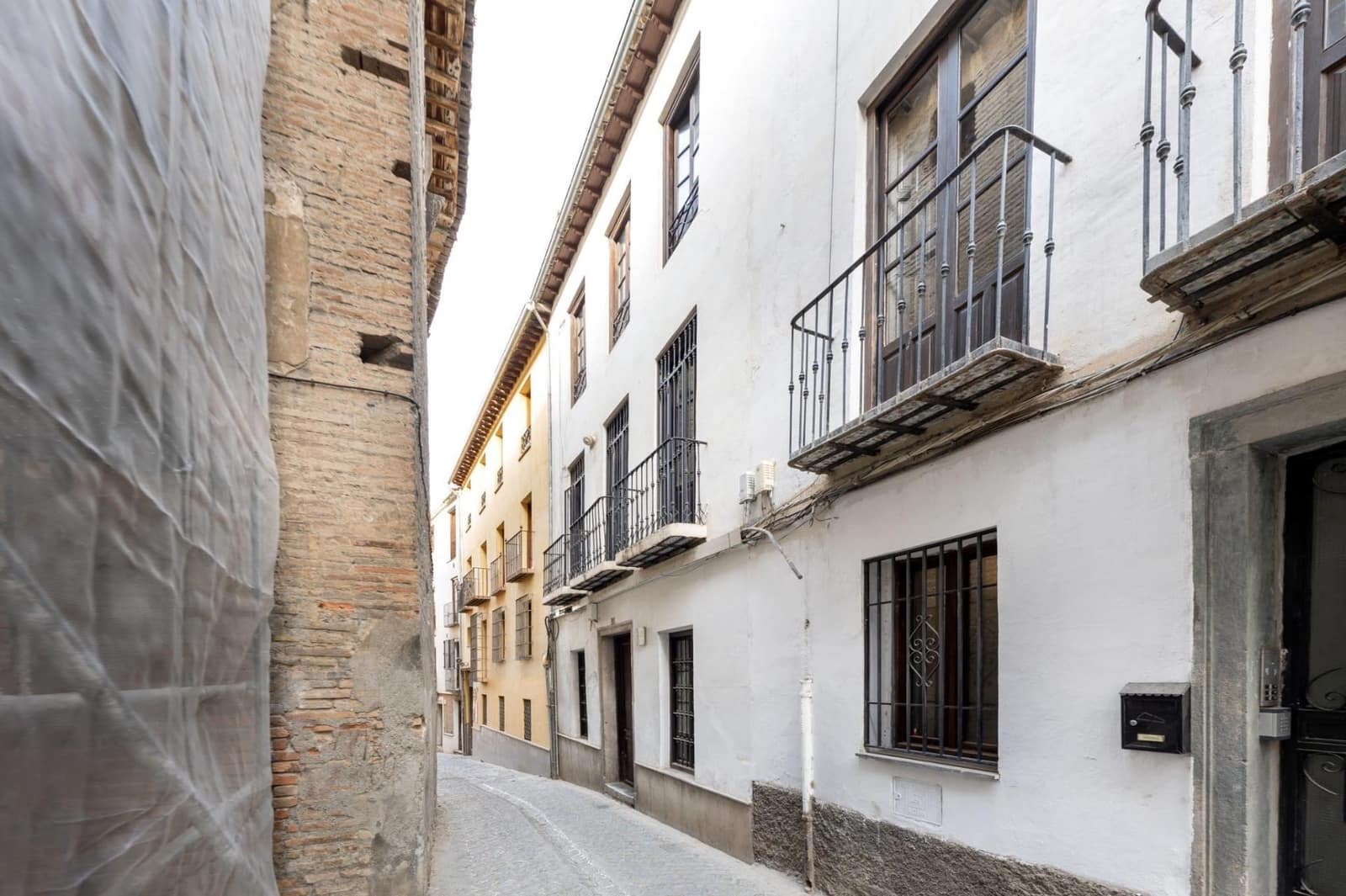 2 soveværelse Byhus til salg i Granada by - € 385.000 (Ref: 9396477)