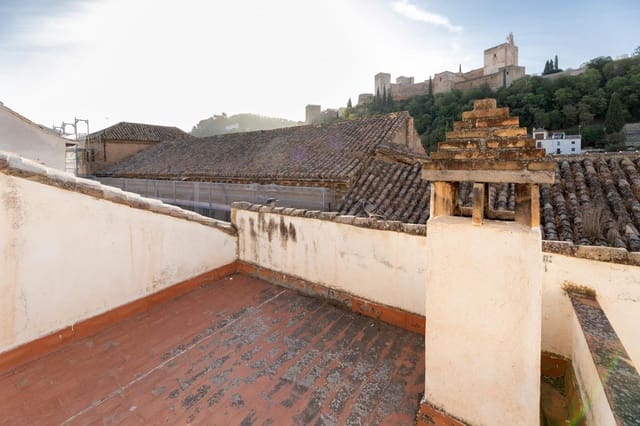 2 slaapkamer Huis te koop in Granada stad - € 385.000 (Ref: 9396477)