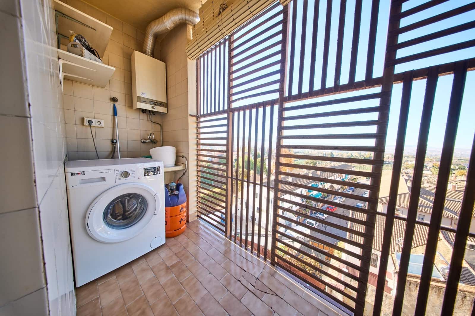 3 Zimmer Wohnung zu verkaufen in Huetor Vega - 155.000 € (Ref: 9408036)