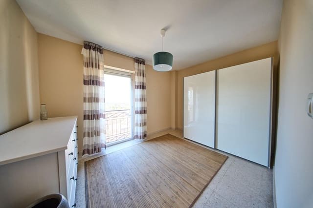 3 bedroom Flat for sale in Huétor Vega - € 155,000 (Ref: 9408036)