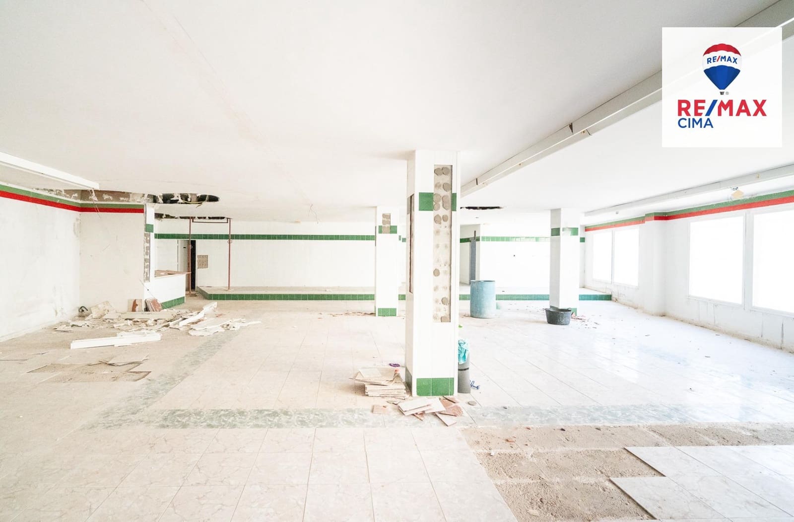 1 makuuhuone Kaupallinen myytävänä paikassa Freila - 55 000 € (Ref: 9409288)