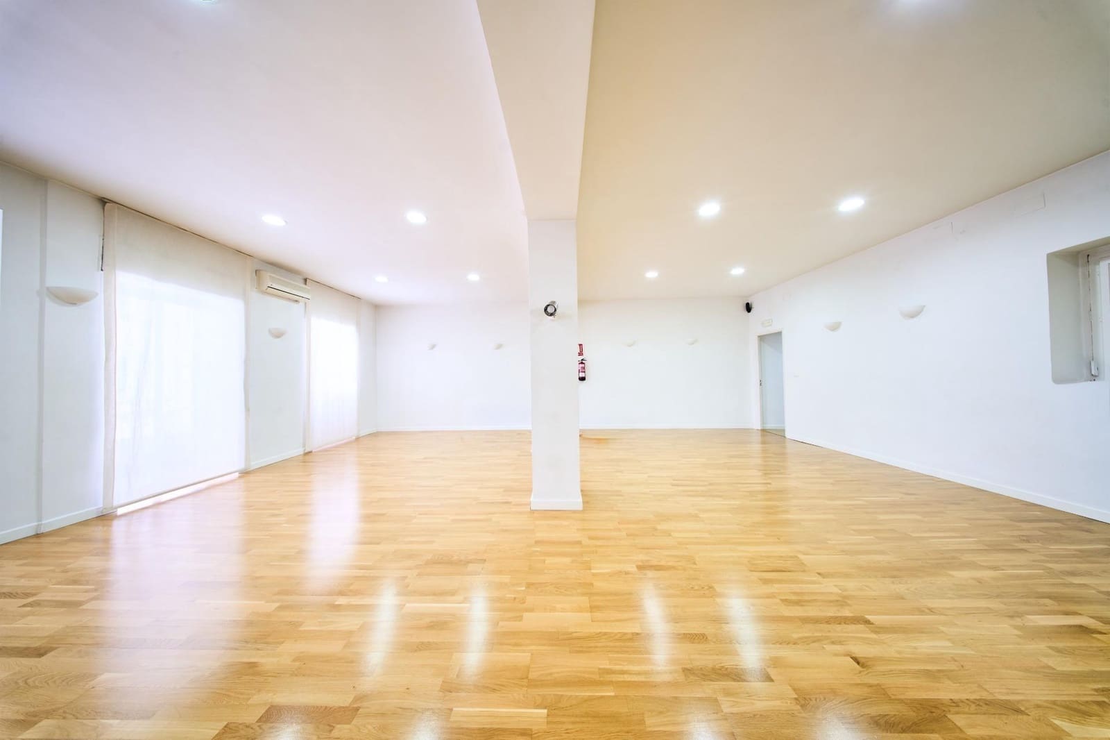 5 soveværelse Lejlighed til salg i Granada by - € 472.000 (Ref: 9411198)