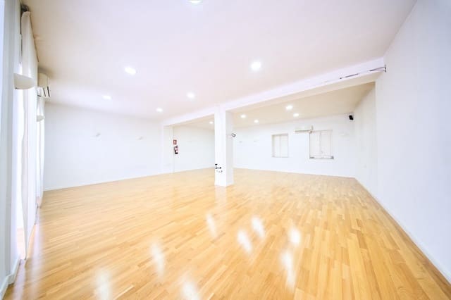 5 soveværelse Lejlighed til salg i Centro, Granada by - € 472.000 (Ref: 9411198)