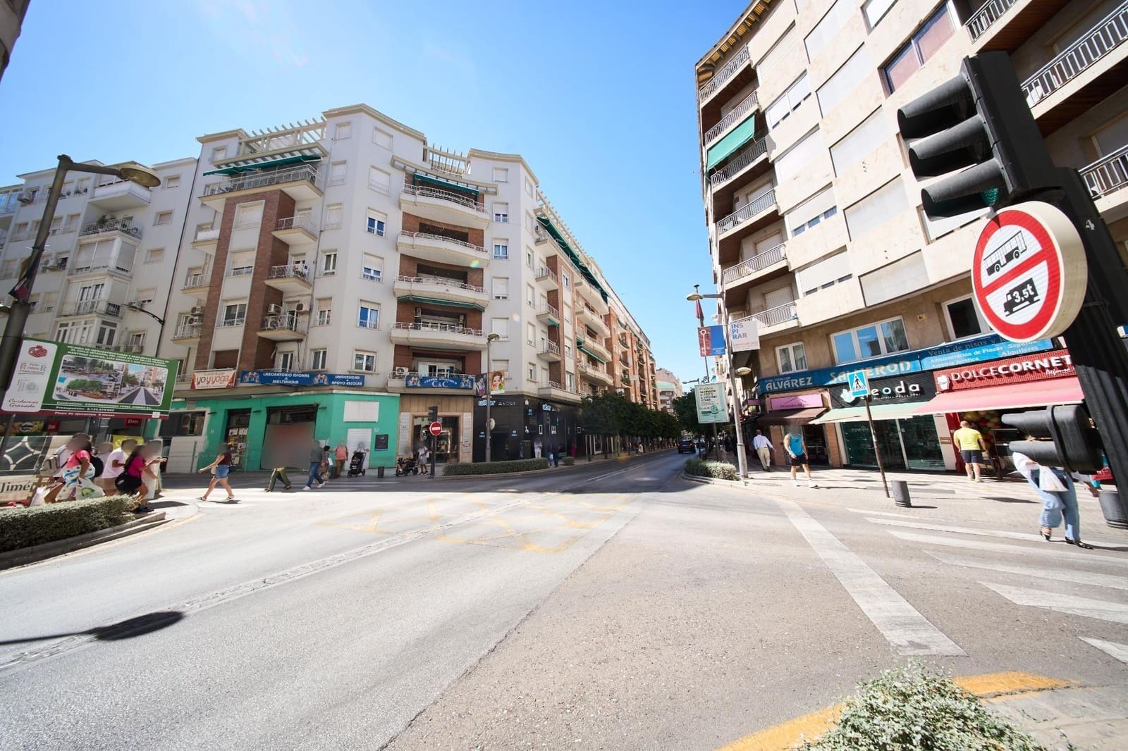 5 soveværelse Lejlighed til salg i Granada by - € 472.000 (Ref: 9411198)