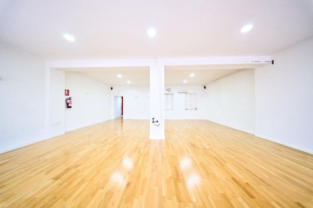 5 slaapkamer Flat te koop in Centro, Granada stad - € 449.000 (Ref: 9411198)