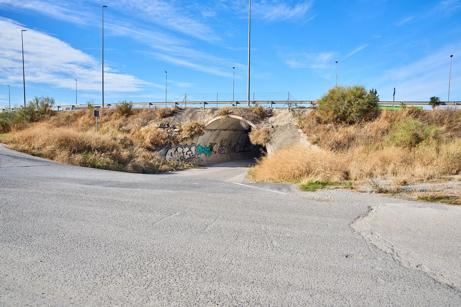 Mark till salu i Granada stad - 498 000 € (Ref: 9411199)