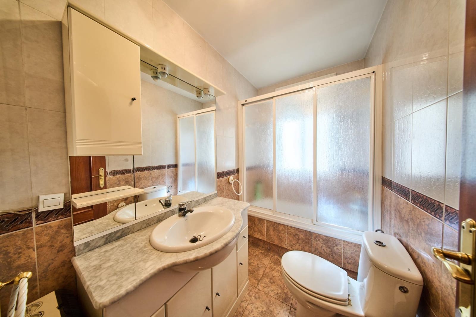 3 bedroom Flat for sale in Ogijares - € 210,000 (Ref: 9411200)