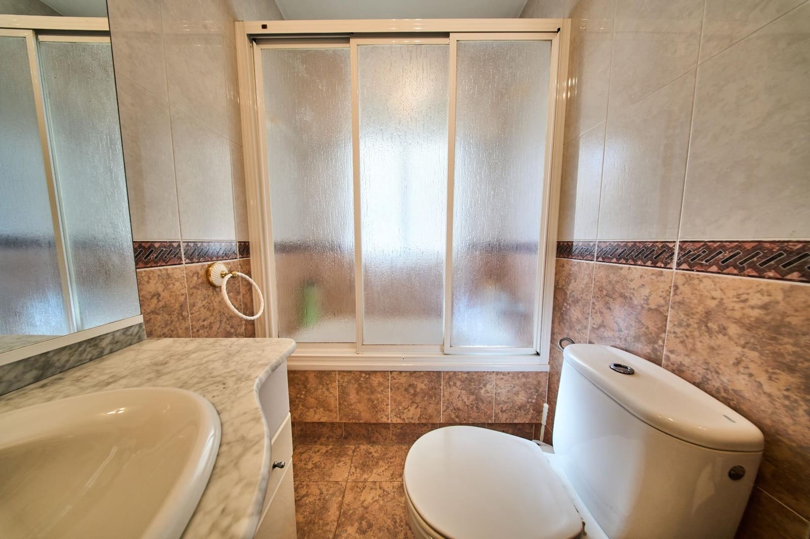 3 bedroom Flat for sale in Ogijares - € 210,000 (Ref: 9411200)