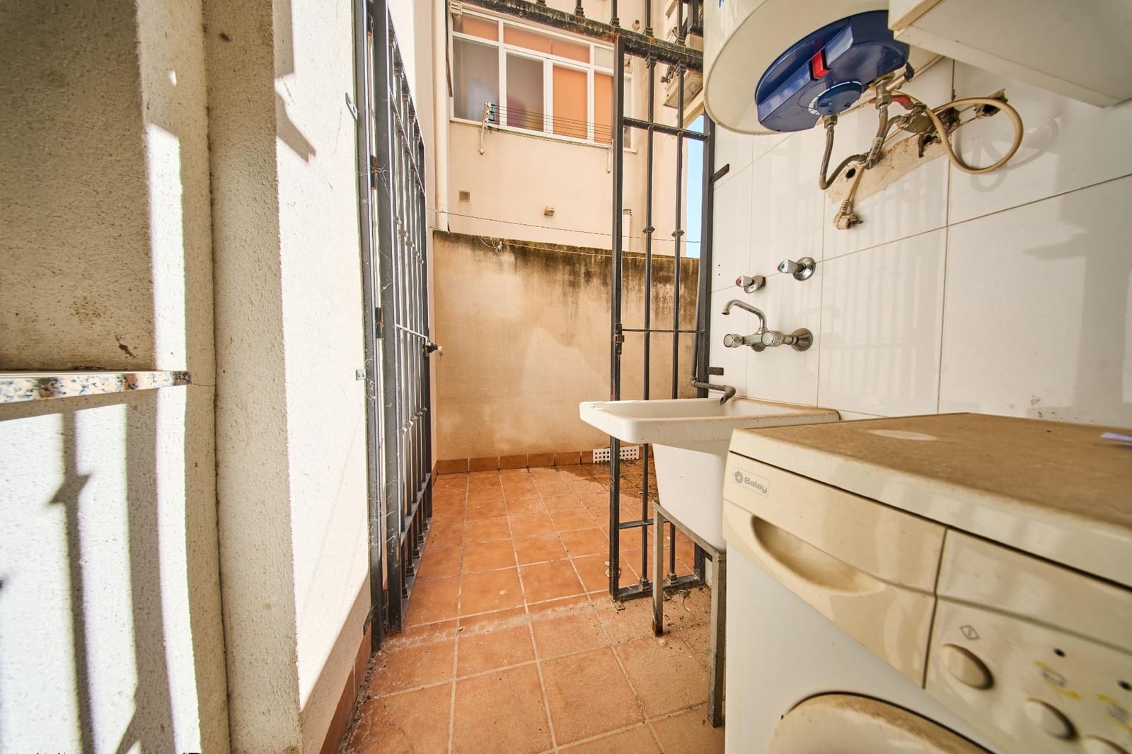 3 bedroom Flat for sale in Ogijares - € 210,000 (Ref: 9411200)