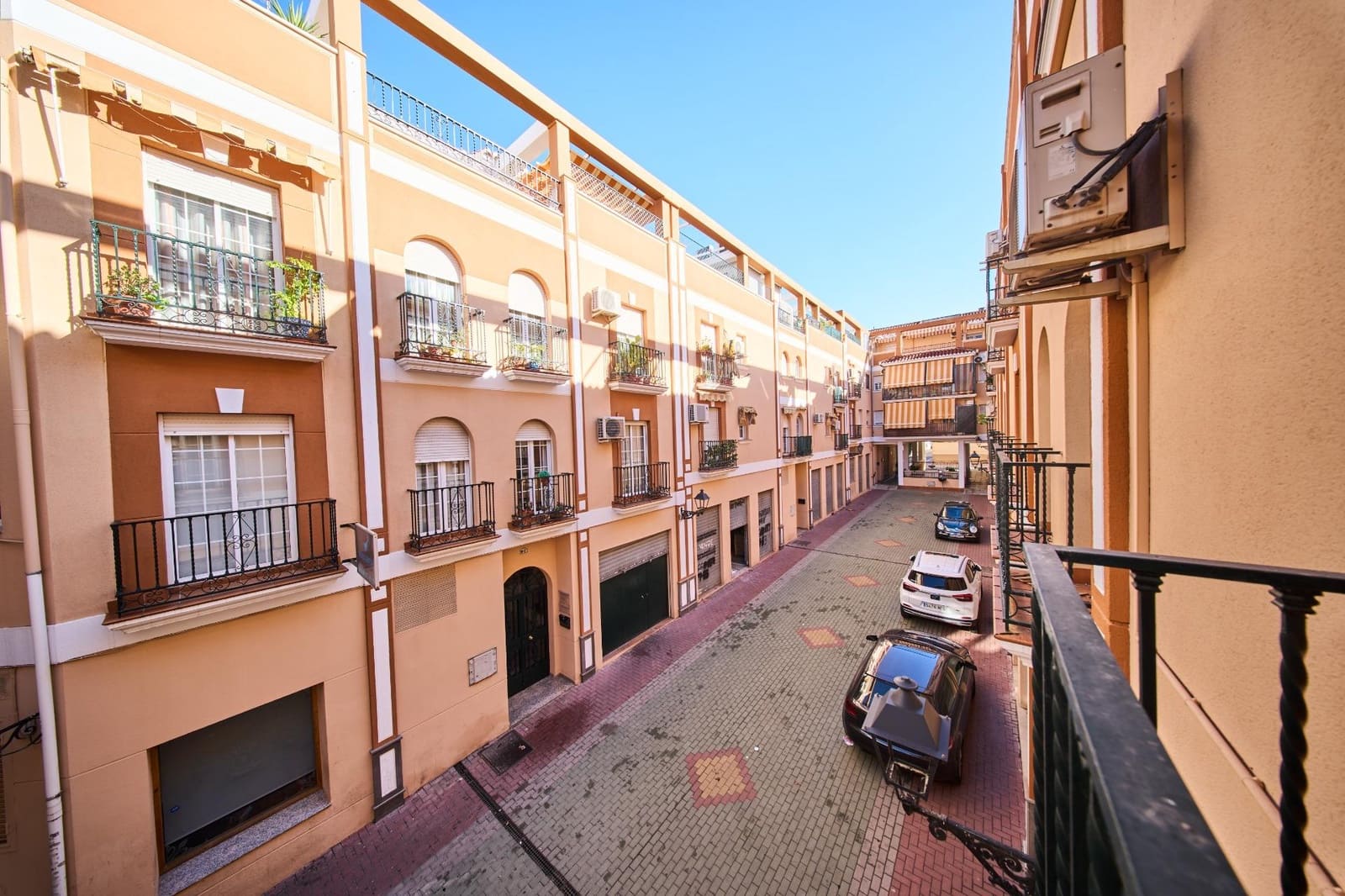 3 bedroom Flat for sale in Ogijares - € 210,000 (Ref: 9411200)