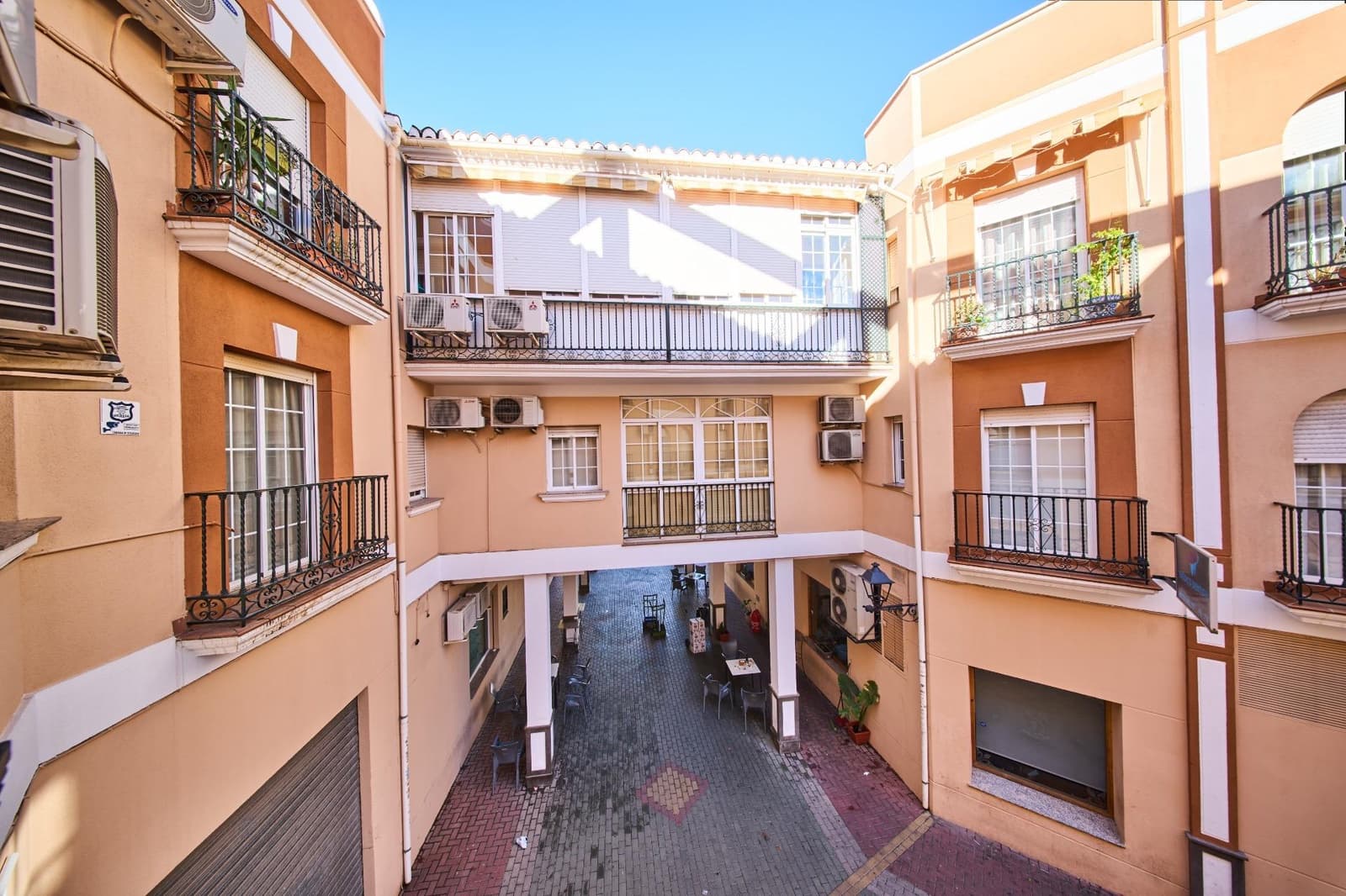 3 bedroom Flat for sale in Ogijares with garage - € 210,000 (Ref: 9411200)