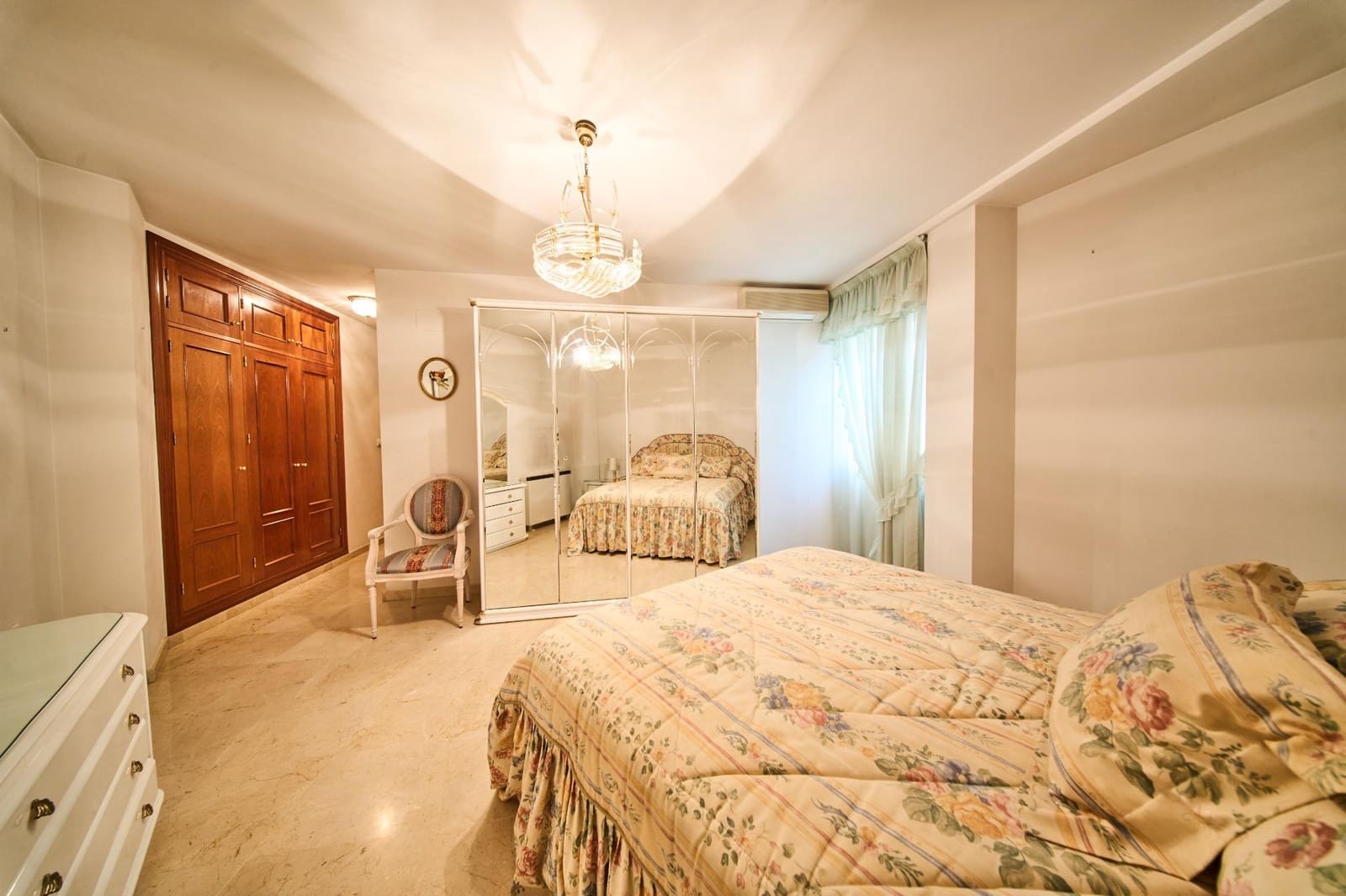 3 bedroom Flat for sale in Ogijares with garage - € 210,000 (Ref: 9411200)