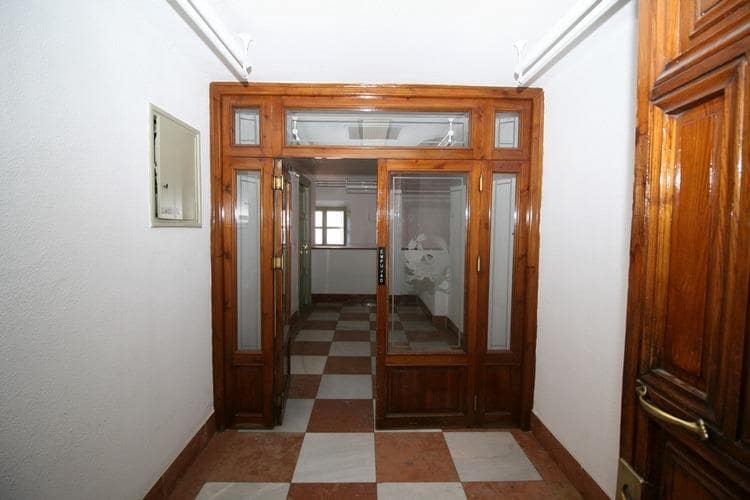 Office for rent in Granada city - € 2,000 (Ref: 9411202)